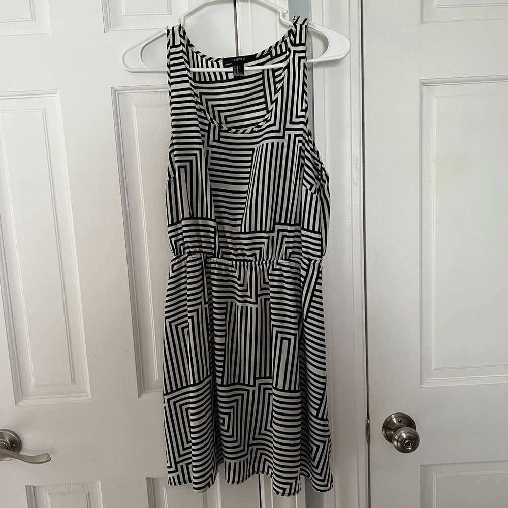 Forever 21 Sleeveless Dress